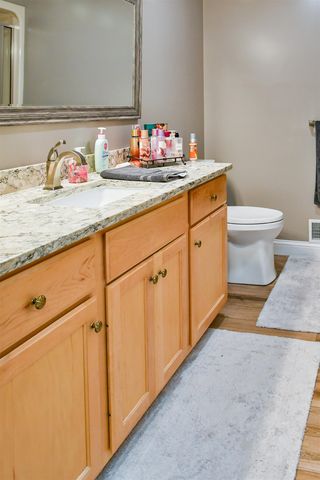 1043 Rosemary Court, Essexville, MI 48732