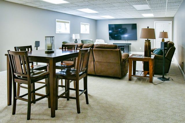 1043 Rosemary Court, Essexville, MI 48732