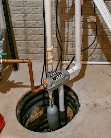 1043 Rosemary Court, Essexville, MI 48732