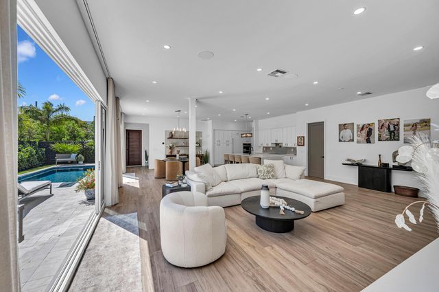 618 NE 15th Avenue, Fort Lauderdale, FL 33304