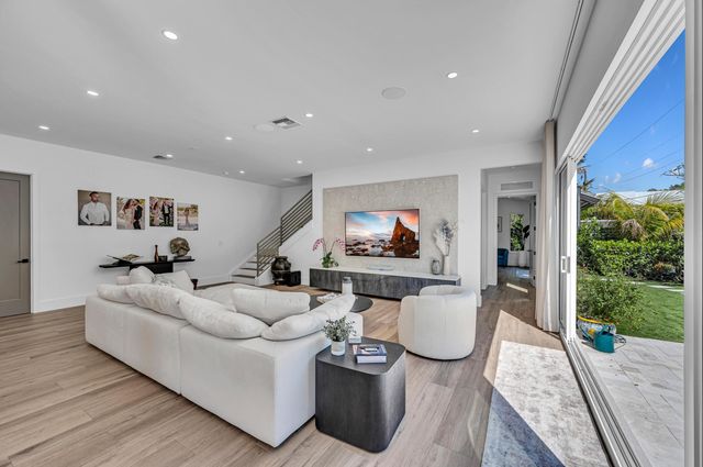 618 NE 15th Avenue, Fort Lauderdale, FL 33304