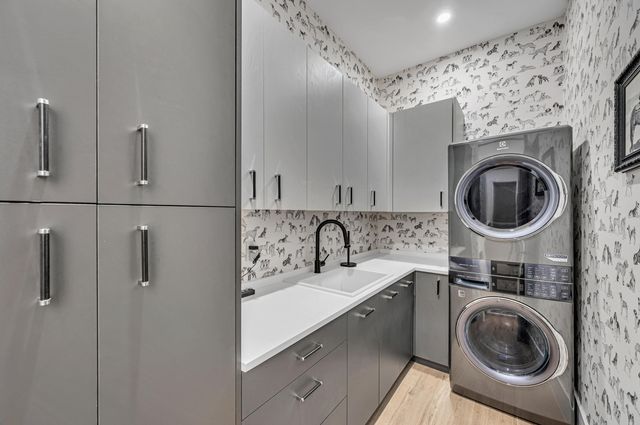 618 NE 15th Avenue, Fort Lauderdale, FL 33304