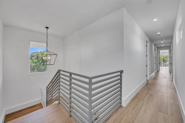 618 NE 15th Avenue, Fort Lauderdale, FL 33304