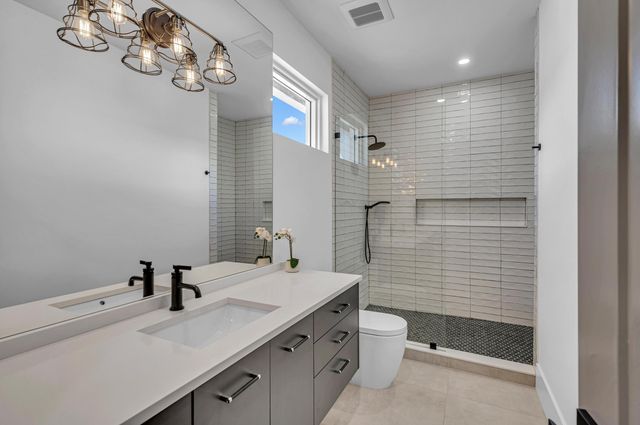 618 NE 15th Avenue, Fort Lauderdale, FL 33304