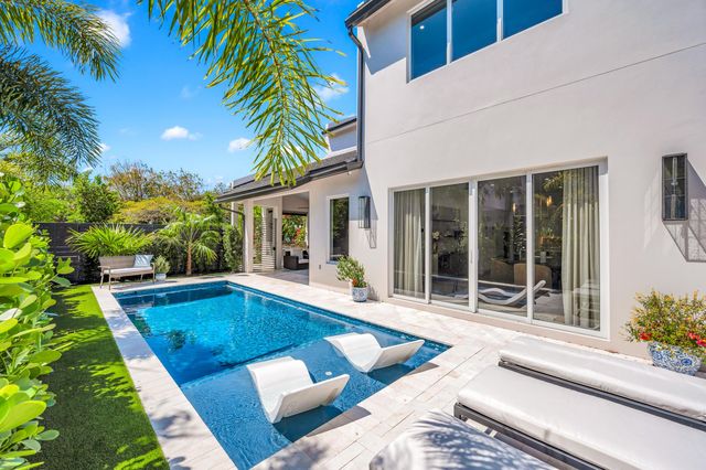618 NE 15th Avenue, Fort Lauderdale, FL 33304