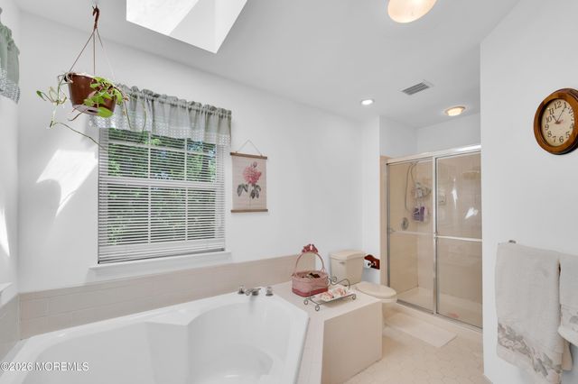 61 Danella Way, Howell, NJ 07731