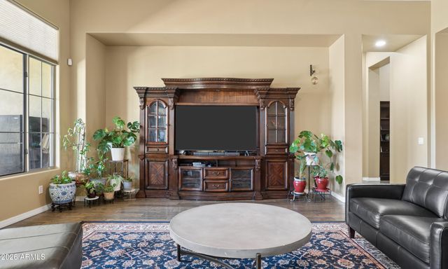 32819 N 16TH Avenue, Phoenix, AZ 85085
