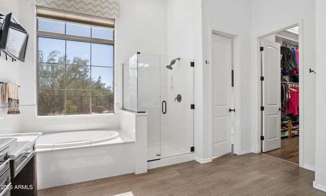 32819 N 16TH Avenue, Phoenix, AZ 85085