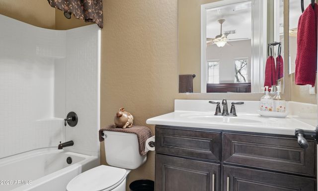32819 N 16TH Avenue, Phoenix, AZ 85085