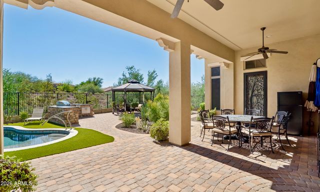 32819 N 16TH Avenue, Phoenix, AZ 85085