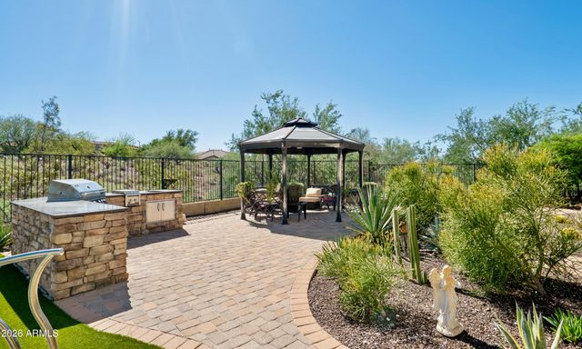 32819 N 16TH Avenue, Phoenix, AZ 85085