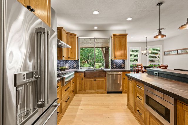 1408 Stone Lakes Drive, Southlake, TX 76092