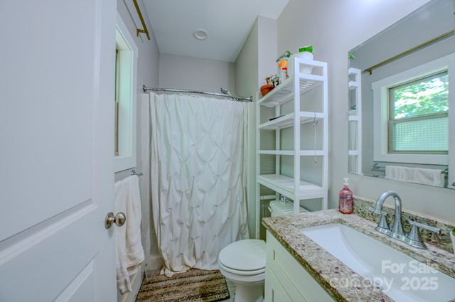 136 Old County Home Road, Asheville, NC 28806