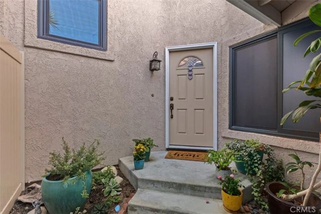 18261 Sanmian Court, Fountain Valley, CA 92708