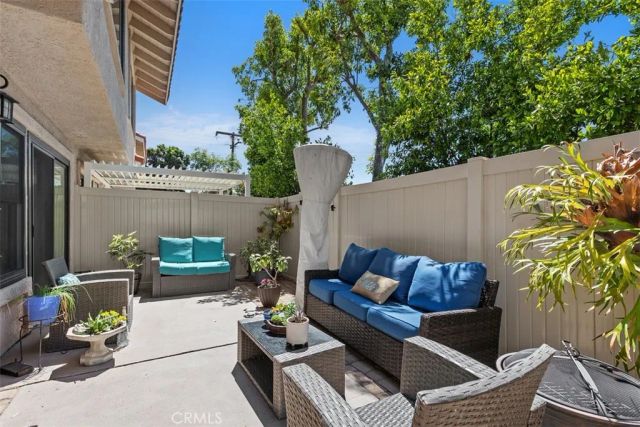 18261 Sanmian Court, Fountain Valley, CA 92708