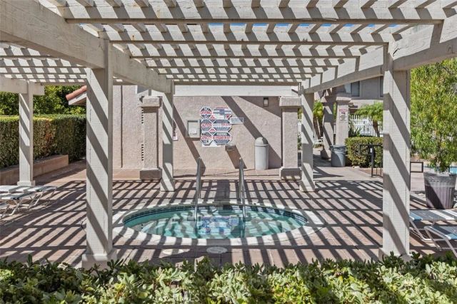 18261 Sanmian Court, Fountain Valley, CA 92708