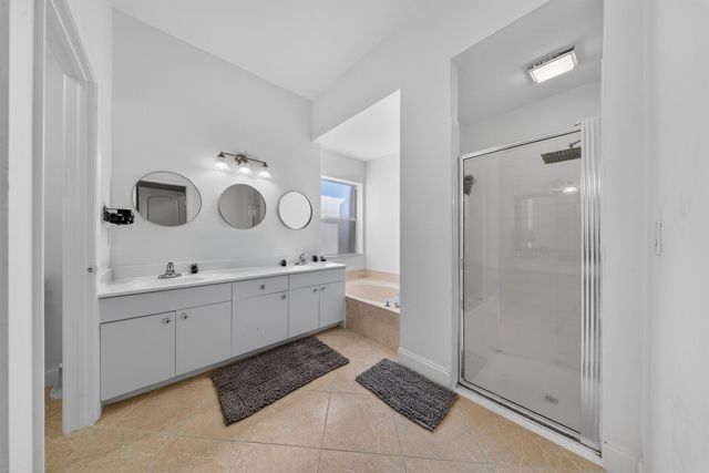 113 Egret Circle, Greenacres, FL 33413