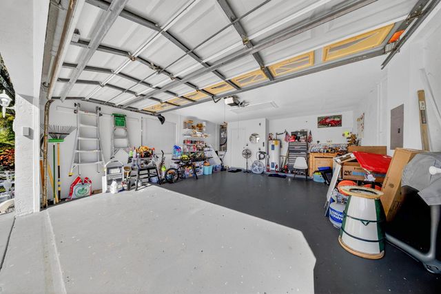 113 Egret Circle, Greenacres, FL 33413