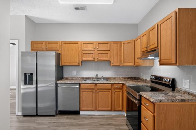 6348 SLEEPY HOLLOW DRIVE, Orlando, FL 32810