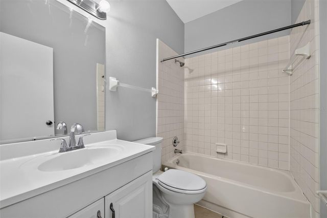 6348 SLEEPY HOLLOW DRIVE, Orlando, FL 32810