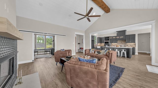 3171-B Pear Orchard Road, Granbury, TX 76048