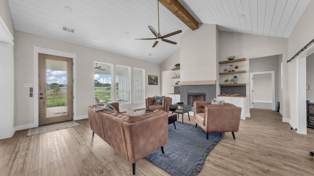 3171-B Pear Orchard Road, Granbury, TX 76048