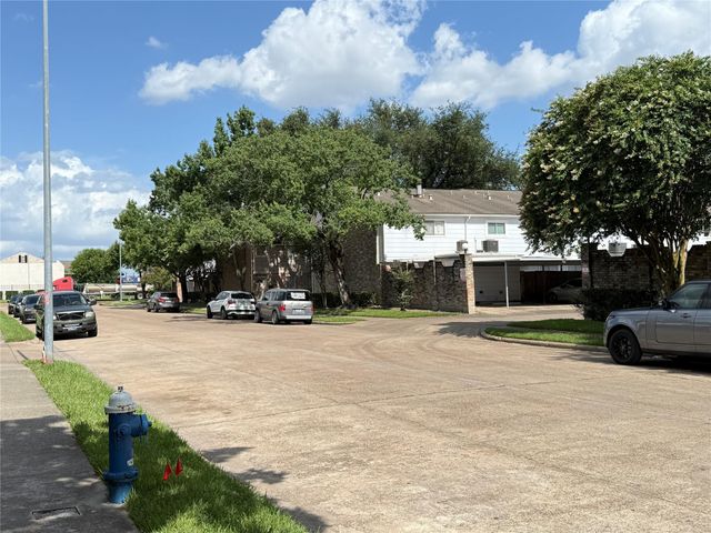 8101 Amelia Road 507, Houston, TX 77055