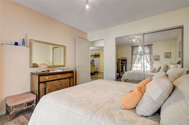 6790 West Oakey Boulevard, Las Vegas, NV 89146