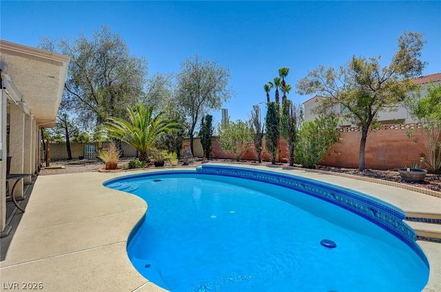 6790 West Oakey Boulevard, Las Vegas, NV 89146
