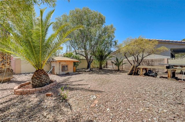 6790 West Oakey Boulevard, Las Vegas, NV 89146