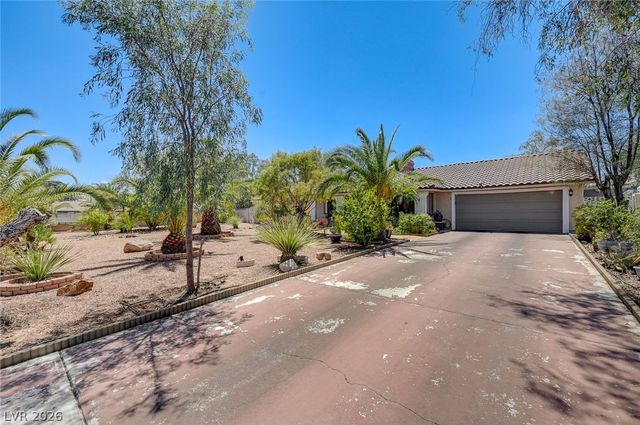 6790 West Oakey Boulevard, Las Vegas, NV 89146