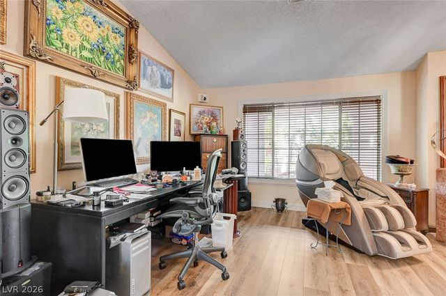 6790 West Oakey Boulevard, Las Vegas, NV 89146