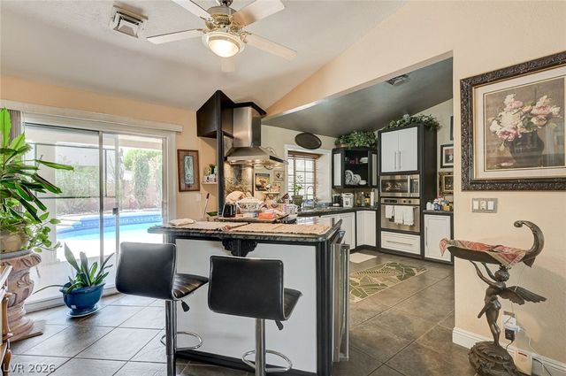 6790 West Oakey Boulevard, Las Vegas, NV 89146