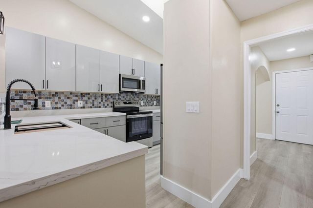 94 SAUSALITO Circle, Boynton Beach, FL 33436