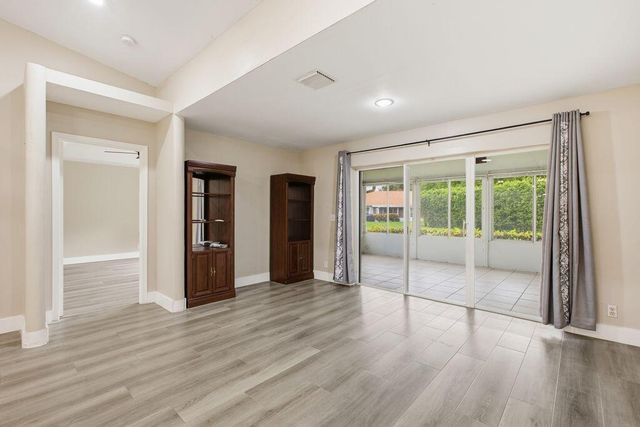 94 SAUSALITO Circle, Boynton Beach, FL 33436