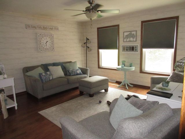 1906 Seminary Road, Heath, OH 43056