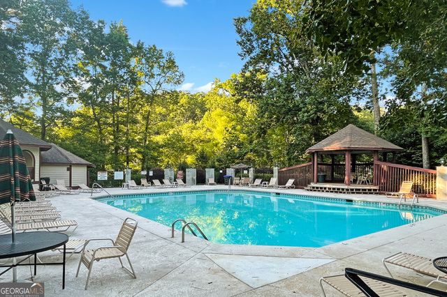 901 Wentworth Court, Alpharetta, GA 30022