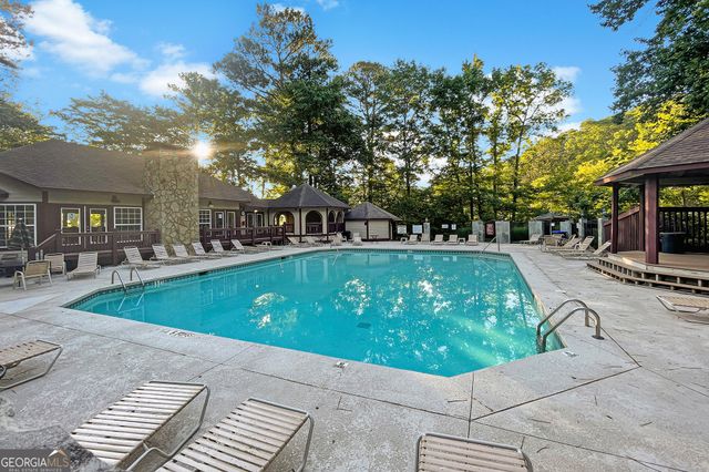 901 Wentworth Court, Alpharetta, GA 30022