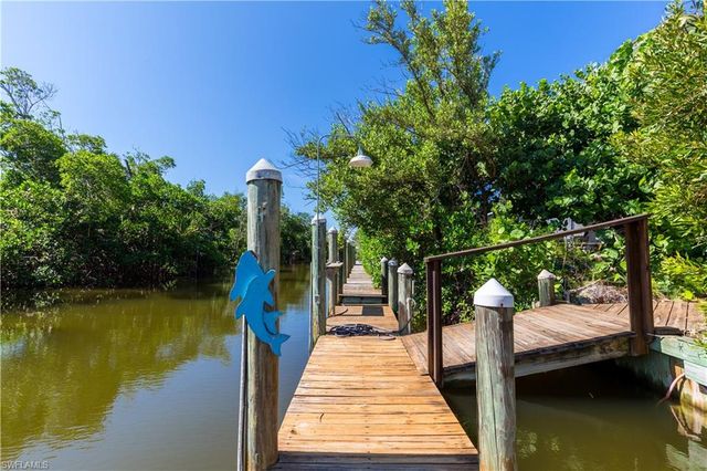 621 Rum RD, Captiva, FL 33924