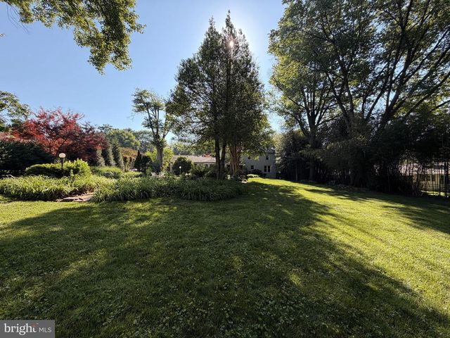 15704 ANCIENT OAK DR, Gaithersburg, MD 20878