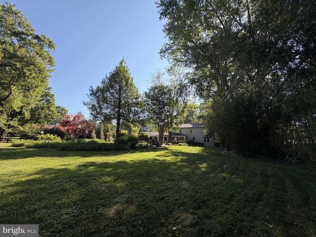 15704 ANCIENT OAK DR, Gaithersburg, MD 20878