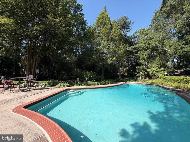 15704 ANCIENT OAK DR, Gaithersburg, MD 20878