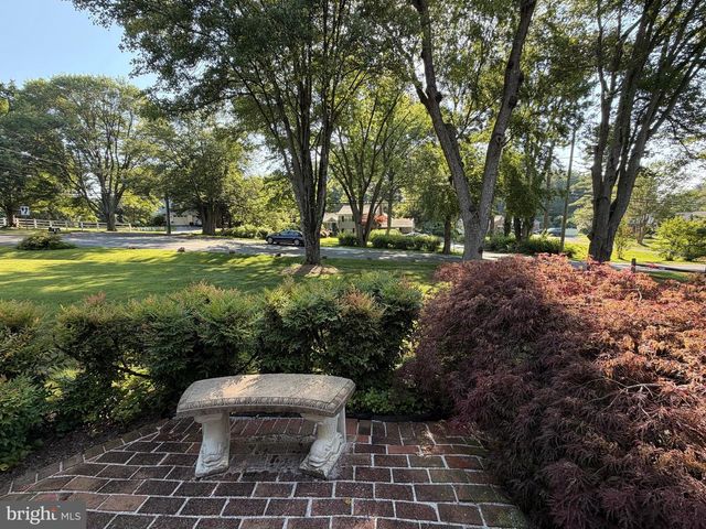 15704 ANCIENT OAK DR, Gaithersburg, MD 20878