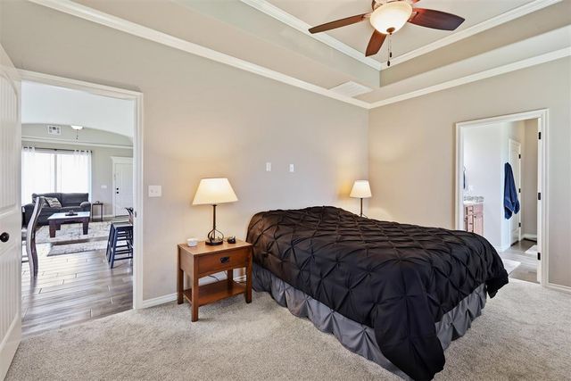 20559 Creekside Drive, Harrah, OK 73045