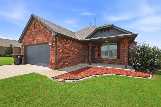 20559 Creekside Drive, Harrah, OK 73045