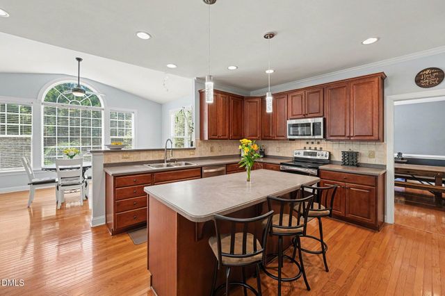 3005 Grandview Heights Lane, Raleigh, NC 27614