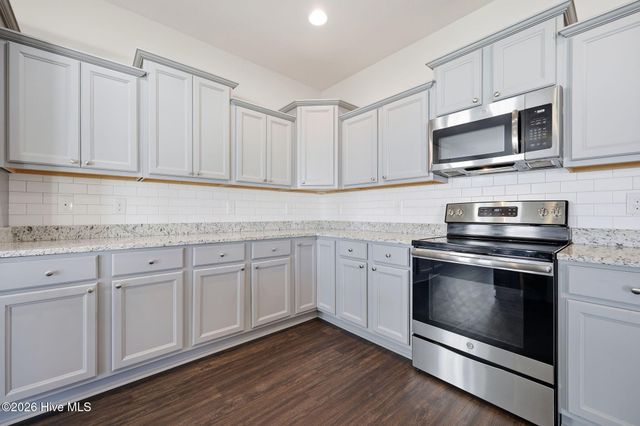 508 Seashore Street, Grimesland, NC 27837