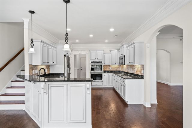 7666 Knobdate Rd, Smyrna, TN 37167