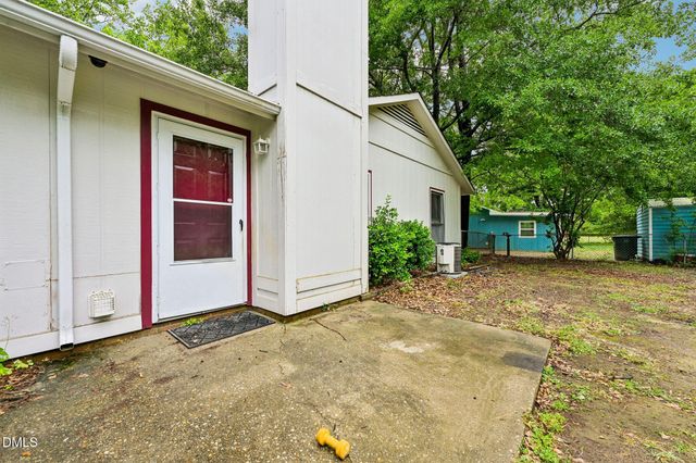 6434 Rannock Drive, Fayetteville, NC 28304