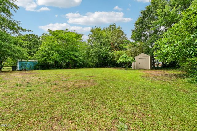 6434 Rannock Drive, Fayetteville, NC 28304